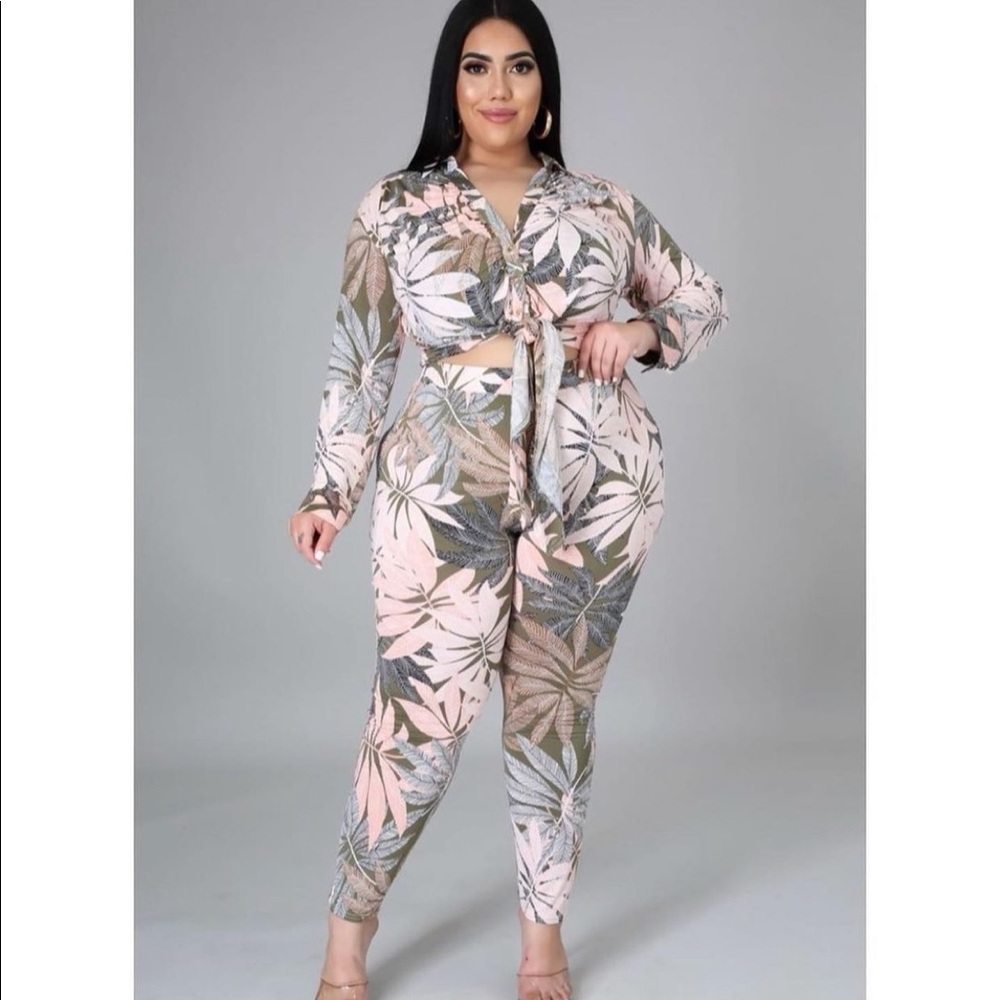 Plus size pants set
